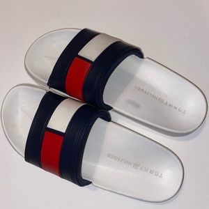 Tommy Hilfiger Women’s Slides/ Sandals 6.5